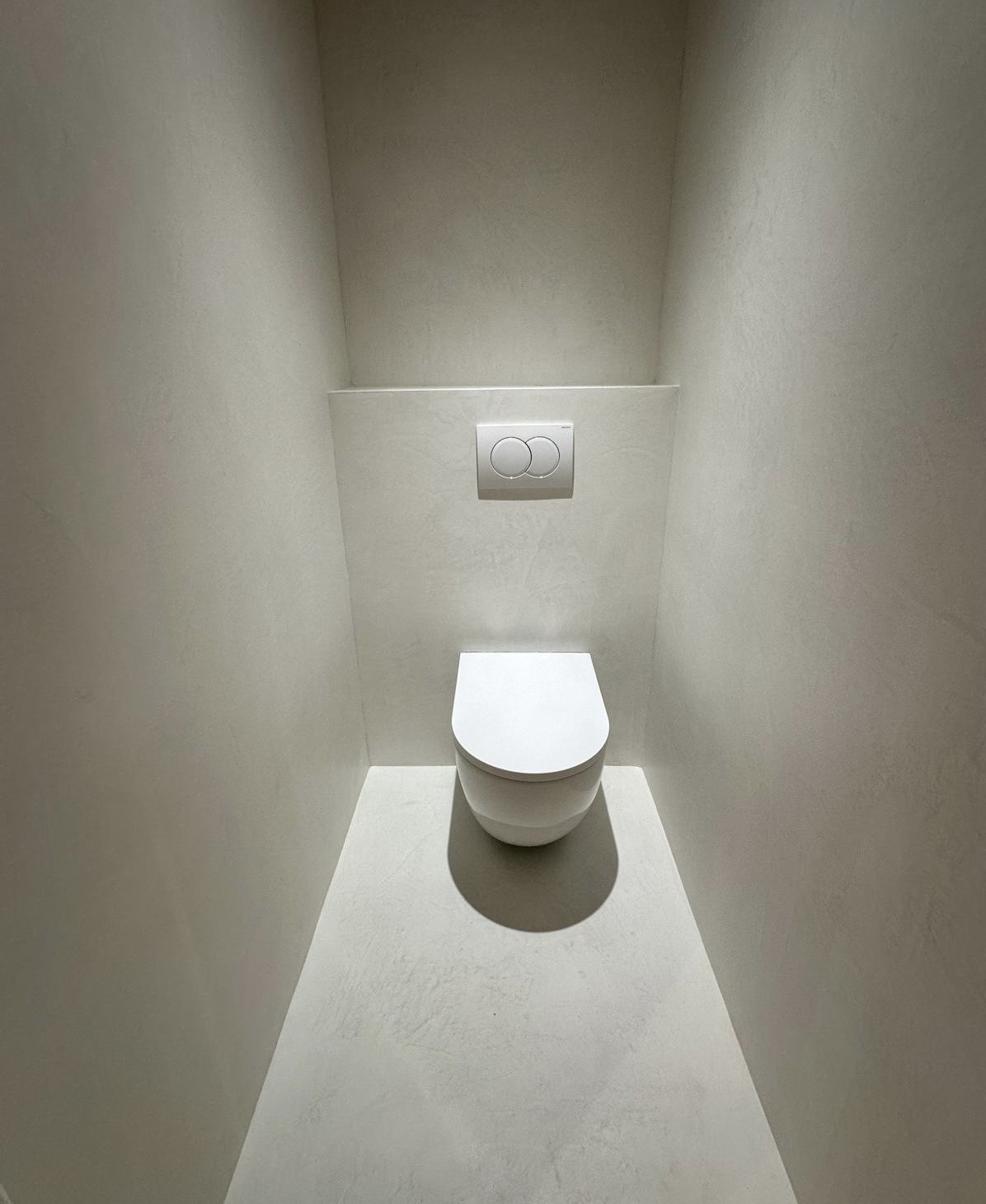 Après rénovation WC béton ciré